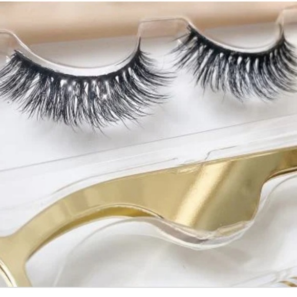 LAVAA BEAUTY Flirty Lash Set - Picture 4 of 9
